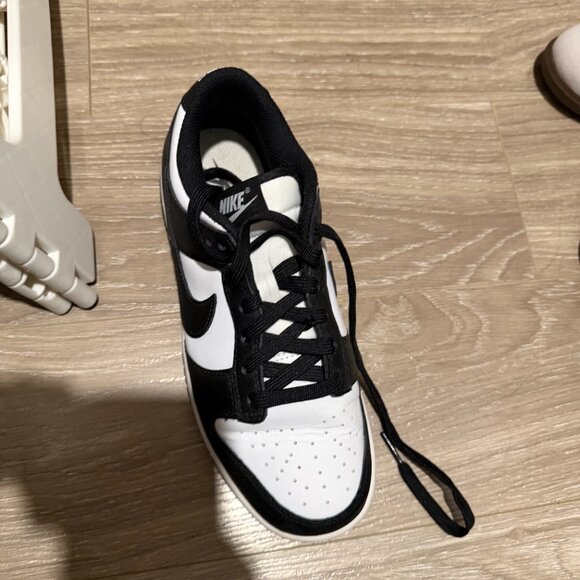 Panda dunks - Picture 2 of 2